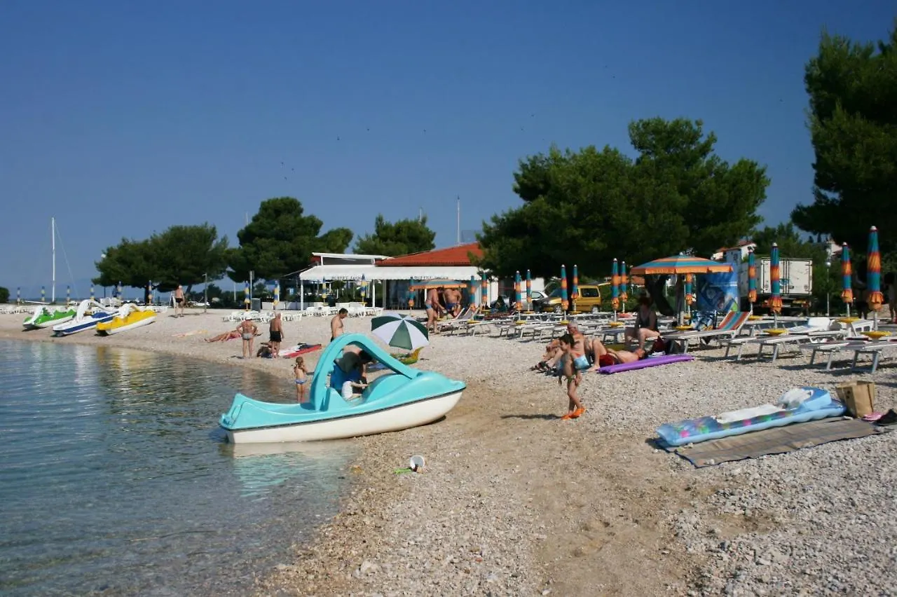 Apartments With A Parking Space Crikvenica - 13450 0*,  Κροατία