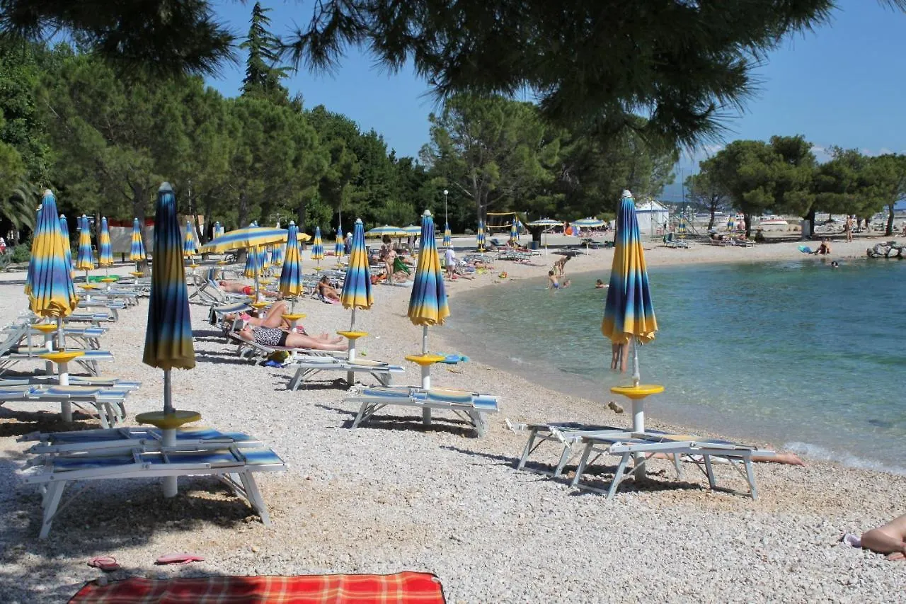 Apartments With A Parking Space Crikvenica - 13450
