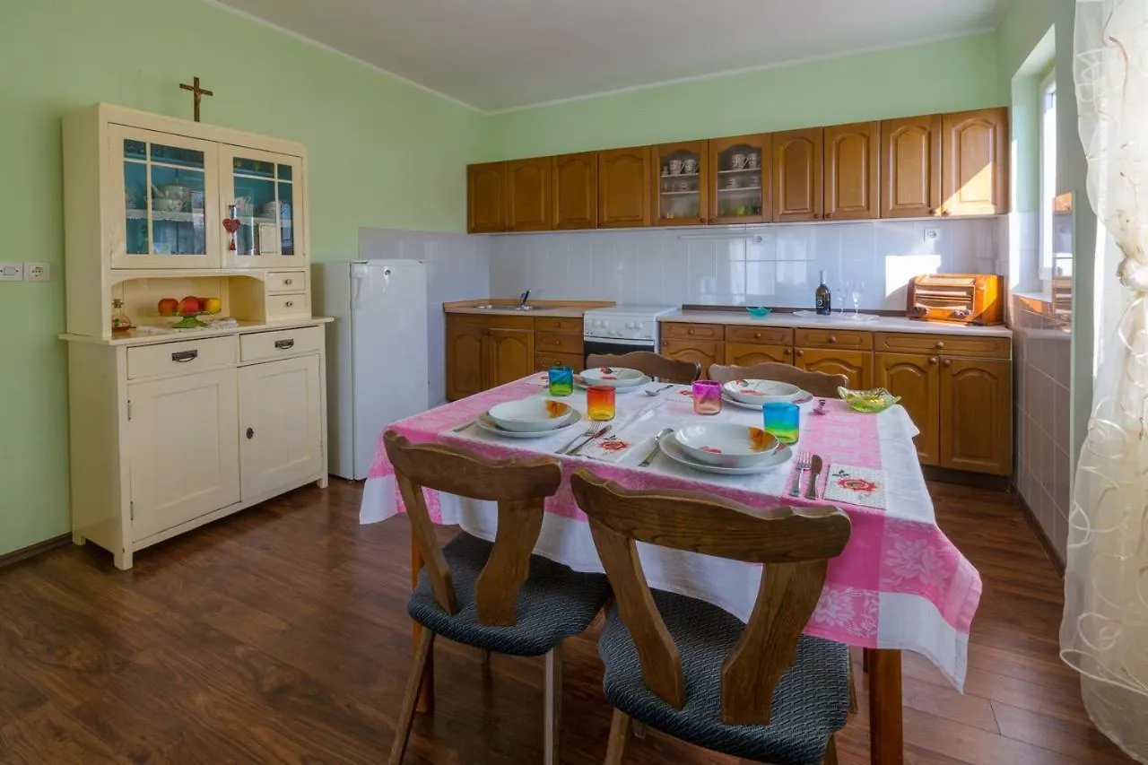 Apartments With A Parking Space Crikvenica - 13450