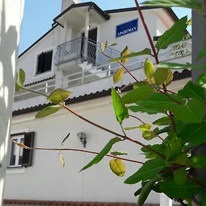 M&r Apartman Rovinj
